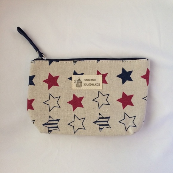 💙Cute Multi-Color Stars Cosmetic Bag💙 - Picture 2 of 10
